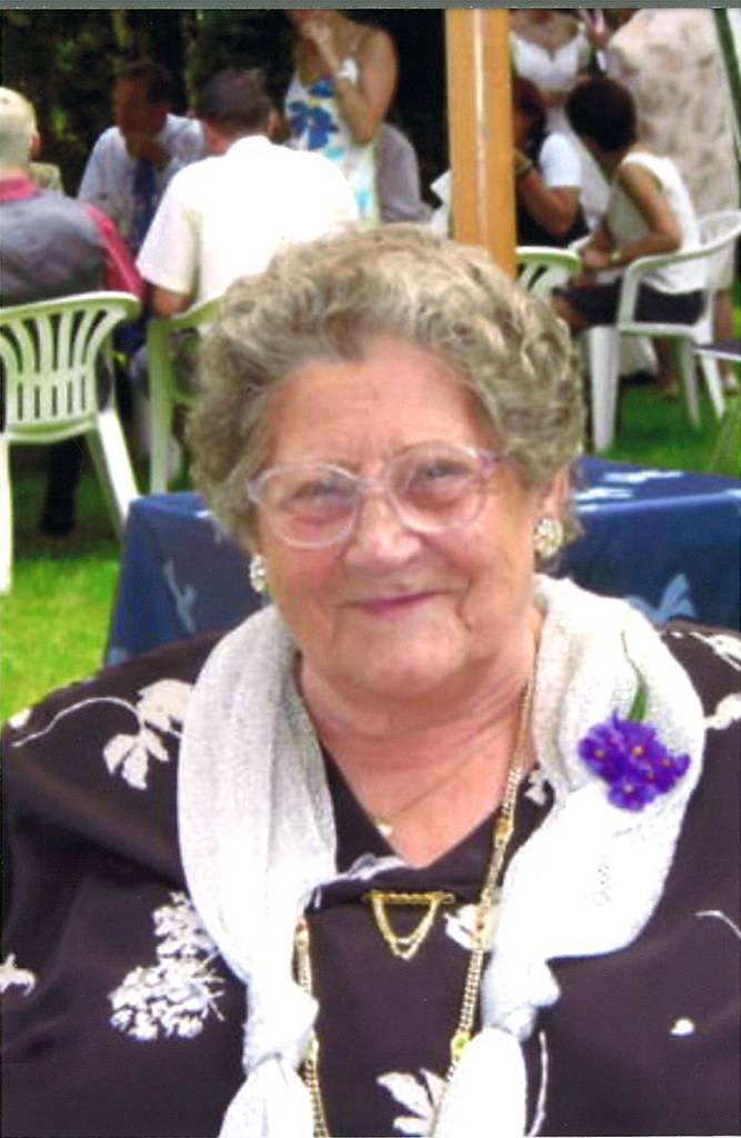 11 BANNEUX, 1933 Apparitions de la vierge Marie